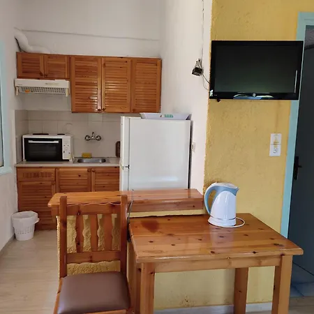 Fotula Hotel Agia Pelagia (Crete)