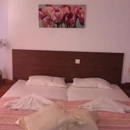 Fotula 3* Agia Pelagia (Crete)